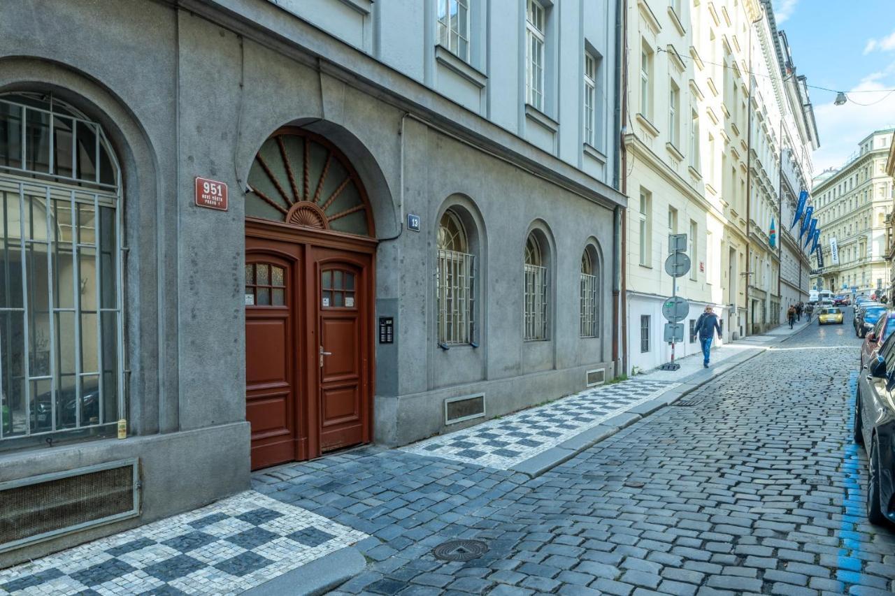 Spacious 3 Bedroom Apartment In The Heart Of Praga Exterior foto